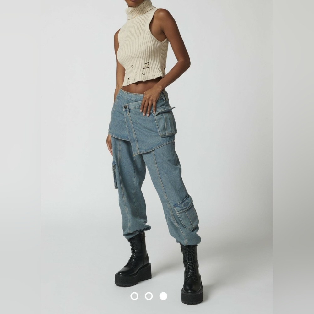 UO SLEEVELESS TURTLENECK SWEATER Urban Outfitters - Picture 7 of 10